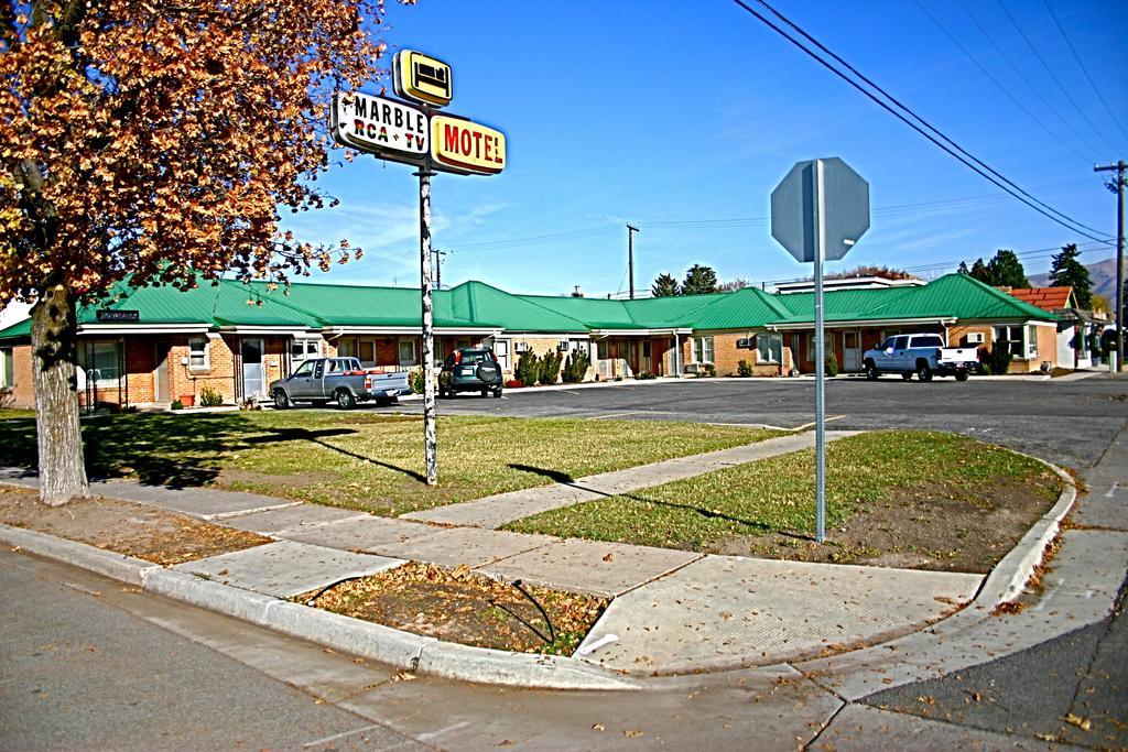 Marble Motel Tremonton Dış mekan fotoğraf